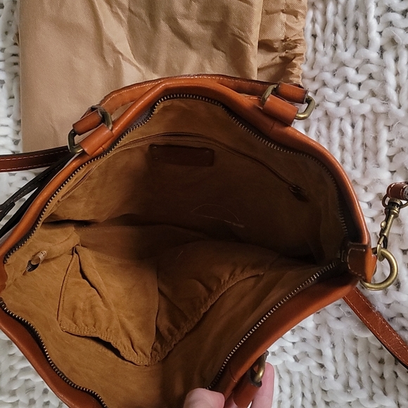 Patricia Nash large leather shoulder bag - Picture 3 of 5